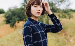 啦啦啦韩国MV男的女的唱的